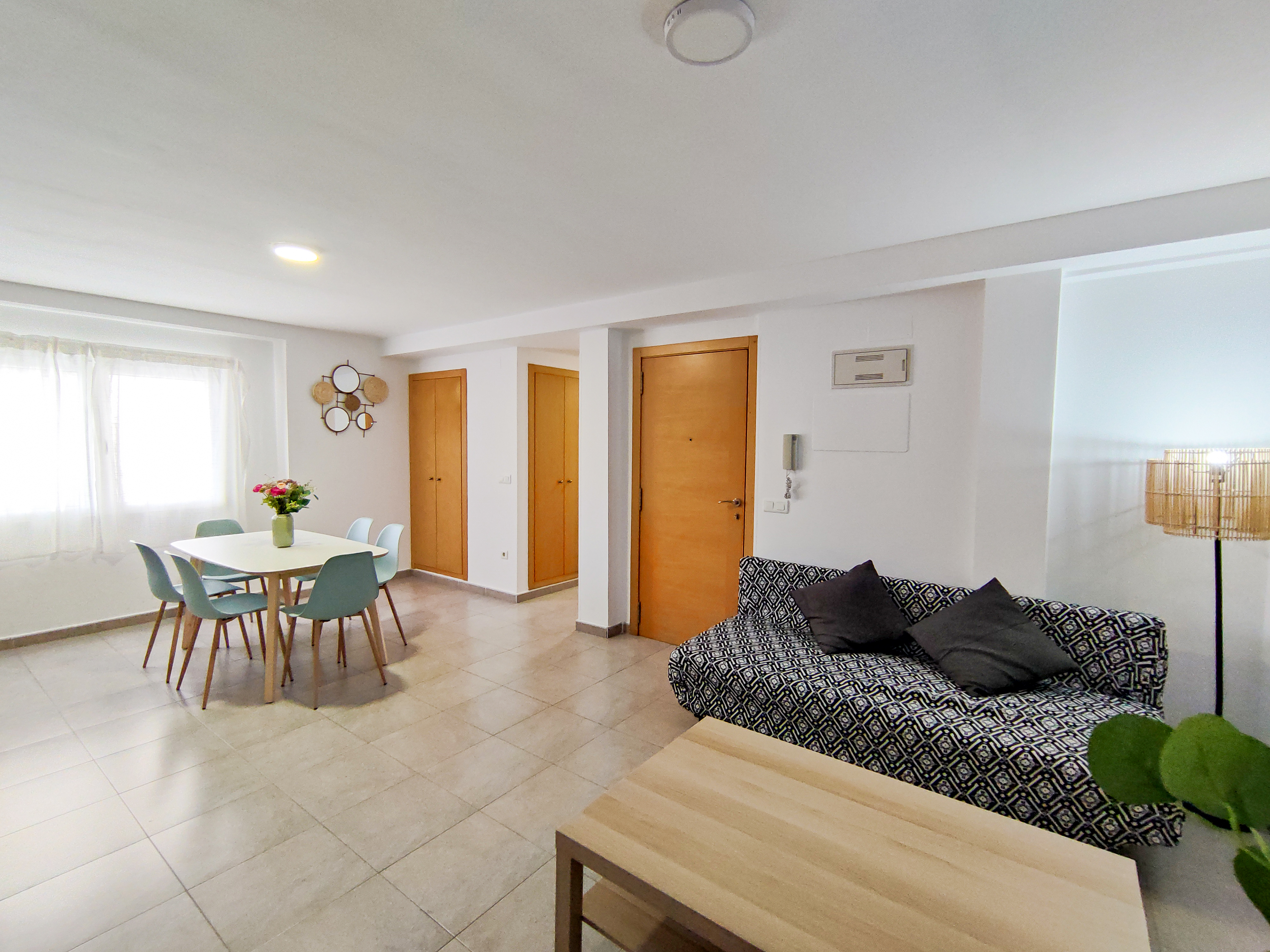 Apartamentos Gandia Familiar 3000